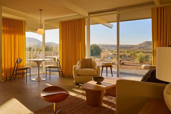 The Bungalows by Homestead Modern, Deluxe Suite - Image 1
