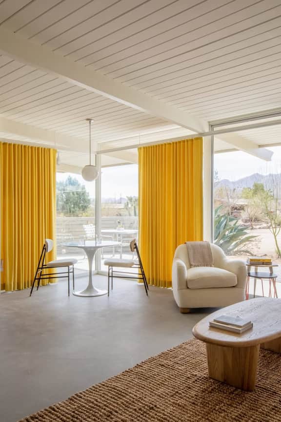 The Bungalows by Homestead Modern, Deluxe Suite - Image 5