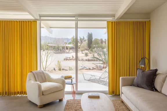 The Bungalows by Homestead Modern, Deluxe Suite - Image 4