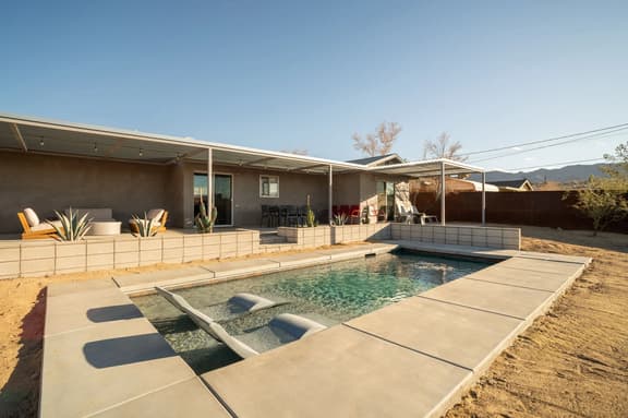 Hidden Valley Cottage by Homestead Modern w/ Pool - Image 1