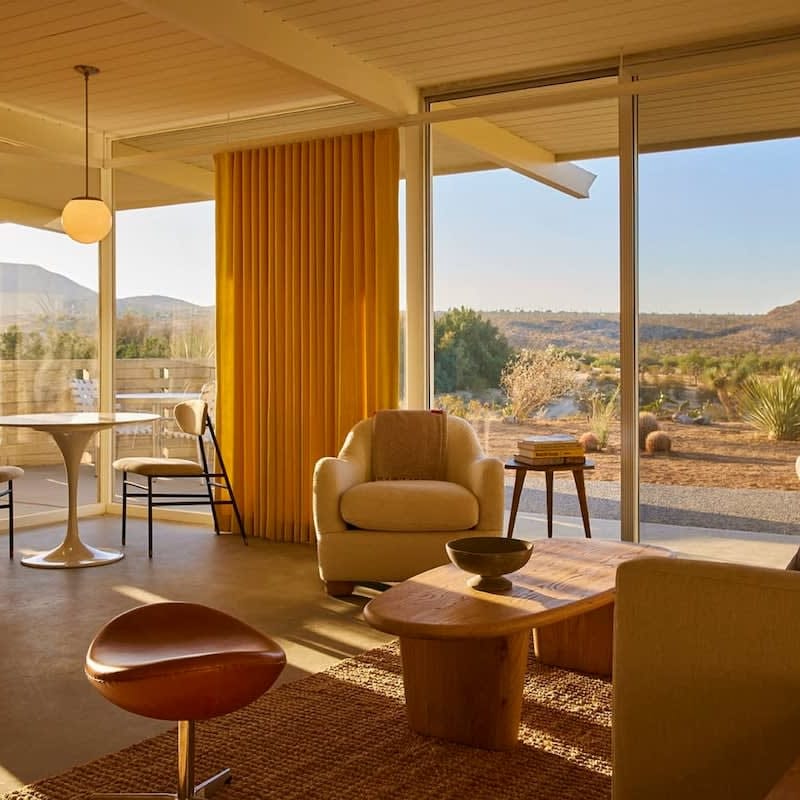 The Bungalows by Homestead Modern, Deluxe Suite
